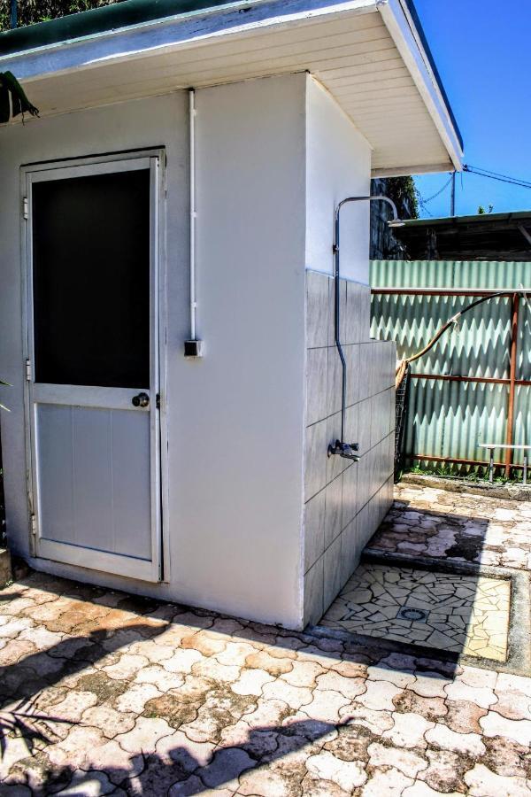 Tahiti - Fare Temahana Papeete  Exterior photo